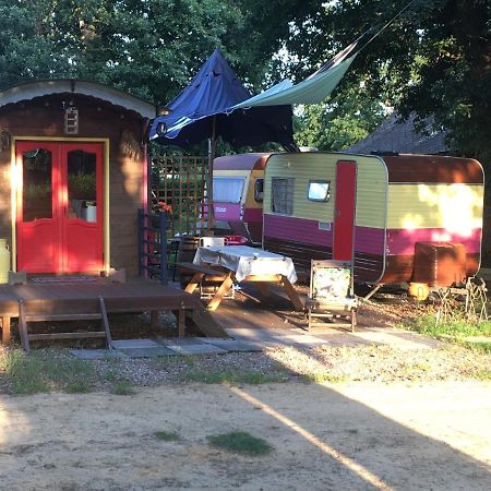 La Roulotte Chainoux Bains-sur-Oust エクステリア 写真